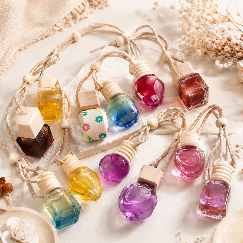 Hanging Perfumes & Diffusers packaging